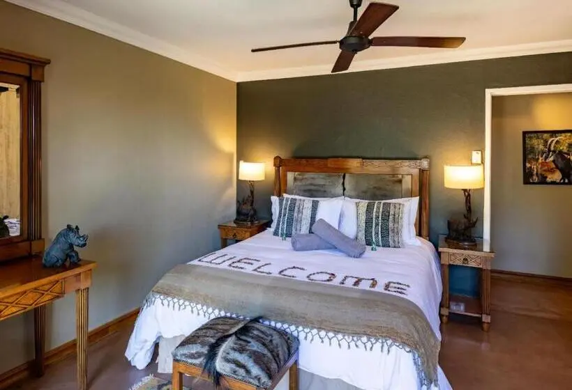 テラス付きスタンダードルーム, Sable Ranch Thaba Khaya Lodge