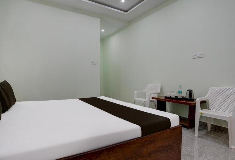 Трехместный Номер Классика, Oyo R.p Hotel And Guest House