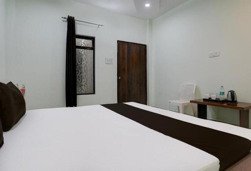 Трехместный Номер Классика, Oyo R.p Hotel And Guest House