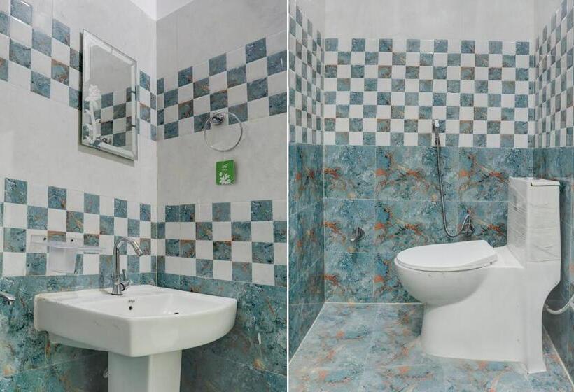 Трехместный Номер Классика, Oyo R.p Hotel And Guest House