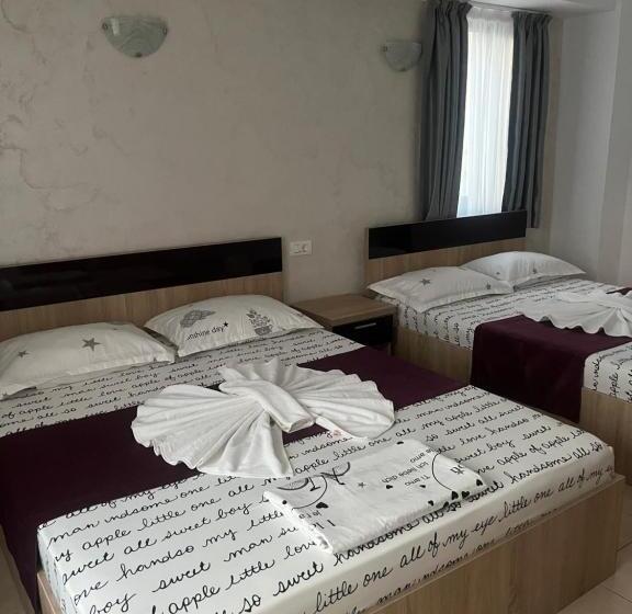 スタンダード４人部屋, Vila Marylou Eforie Nord