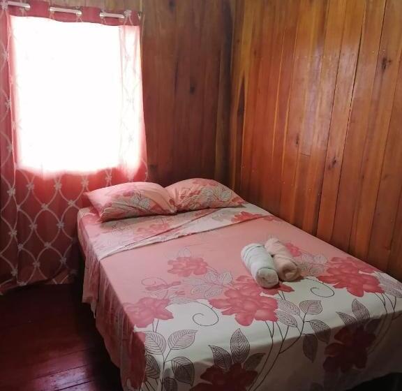 غرفة قياسية, El Jaguar