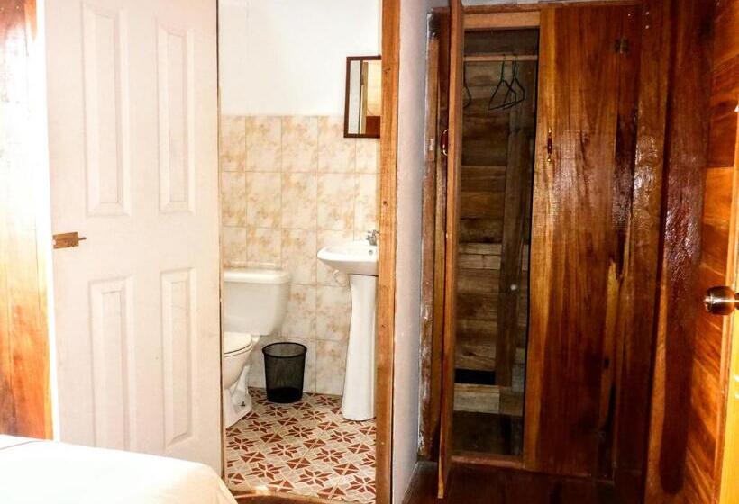 غرفة كومفورت, El Jaguar