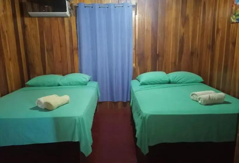 Deluxe Neljän Hengen Huone, El Jaguar