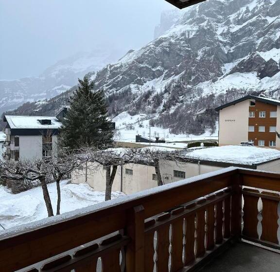 ファミリールーム, Touristenheim Bergfreude