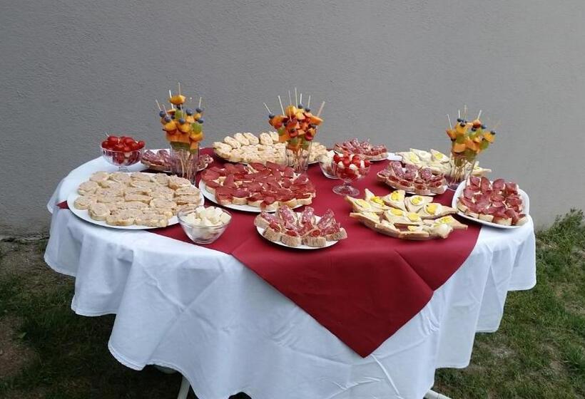 חדר סטנדרט לארבעה, Osteria Del Centro