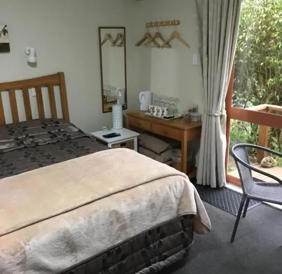 Perhehuone, Waitomo Caves Guest Lodge