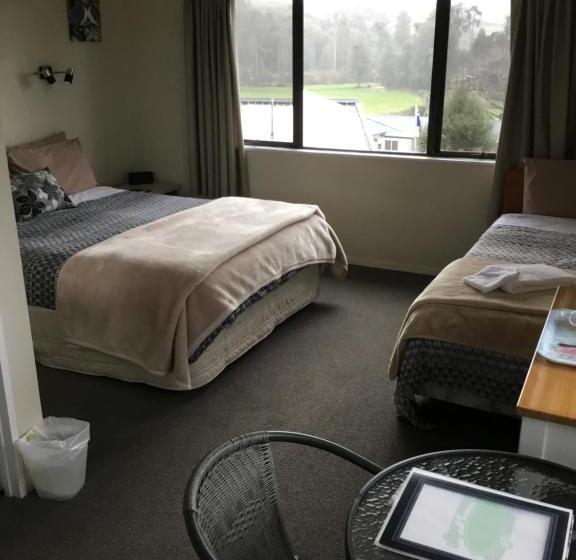스탠다드 룸, Waitomo Caves Guest Lodge