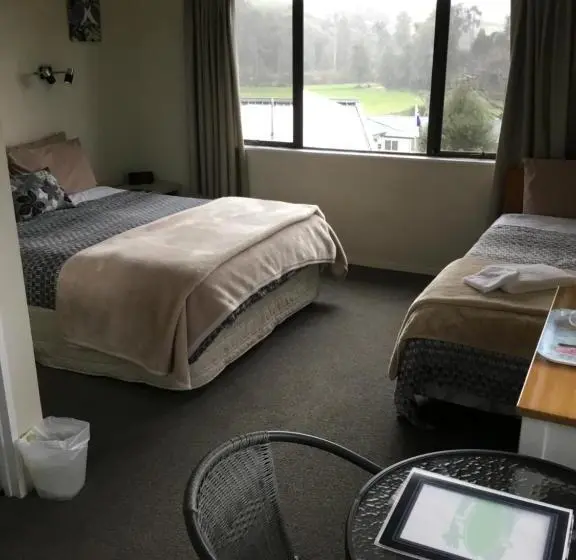 Standard-huone, Waitomo Caves Guest Lodge