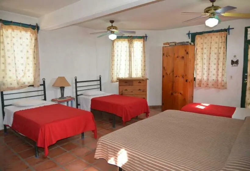 Perhehuone, Casabuena B&b