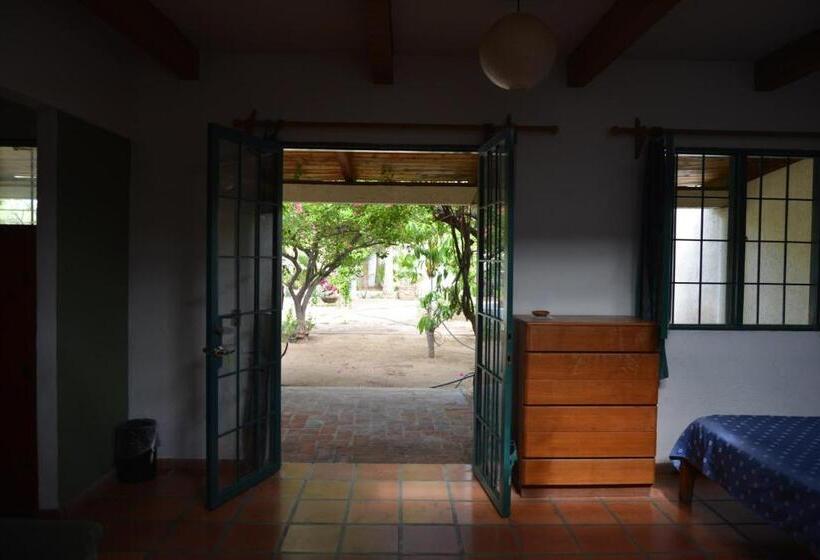 ガーデンビュースタンダードルーム, Casabuena B&b