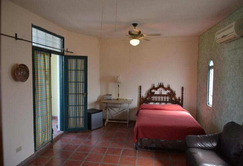バルコニー付きスタンダードルーム, Casabuena B&b
