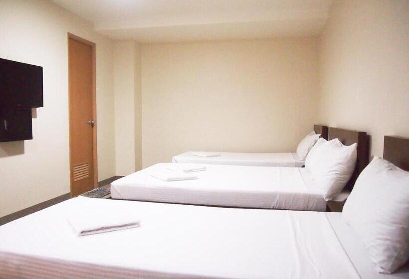 غرفة عائلية, Emerald Suites Cdo