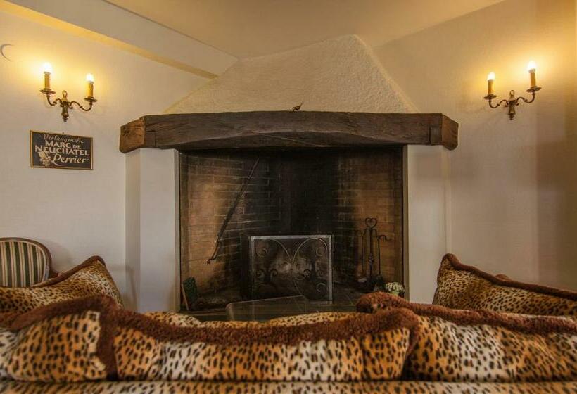 غرفة قياسية, Hôtel Les Vieux Toits