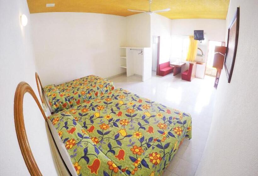 اتاق استاندارد چهار تخته, Kazmay