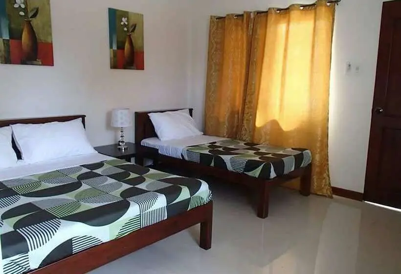 デラックスルーム, Malapascua Starlight Resort