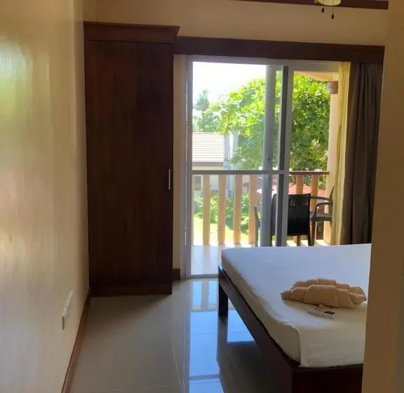 バルコニー付きスタンダードルーム, Malapascua Starlight Resort