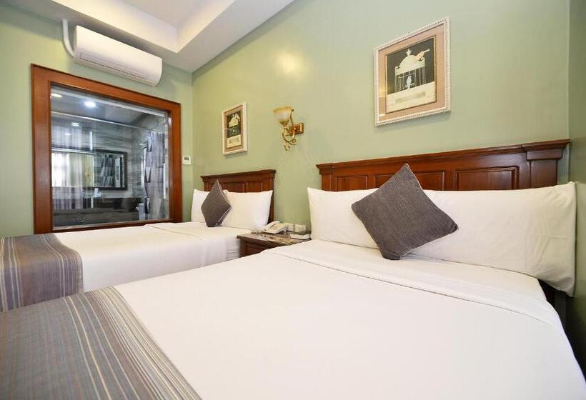 جناح جونيور, Paragon Hotel And Suites