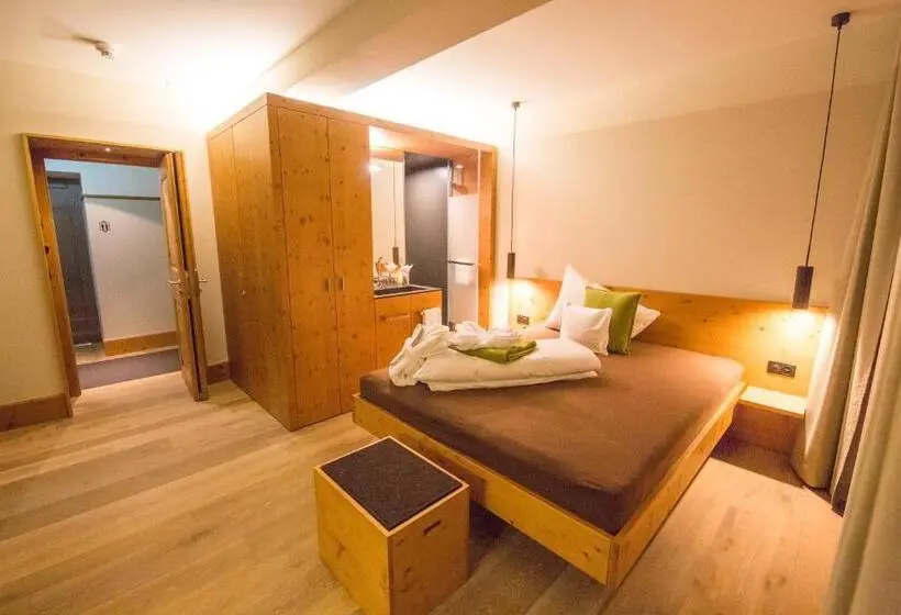 クラシックルーム, The Alpina Mountain Resort
