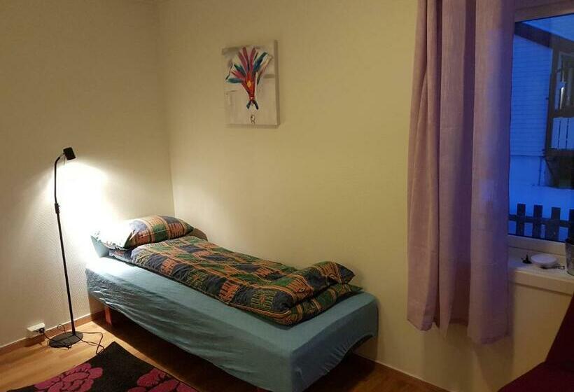 חדר סטנדרד יחיד חדר אמבטיה משותף, Wilhelmsen Romutleie