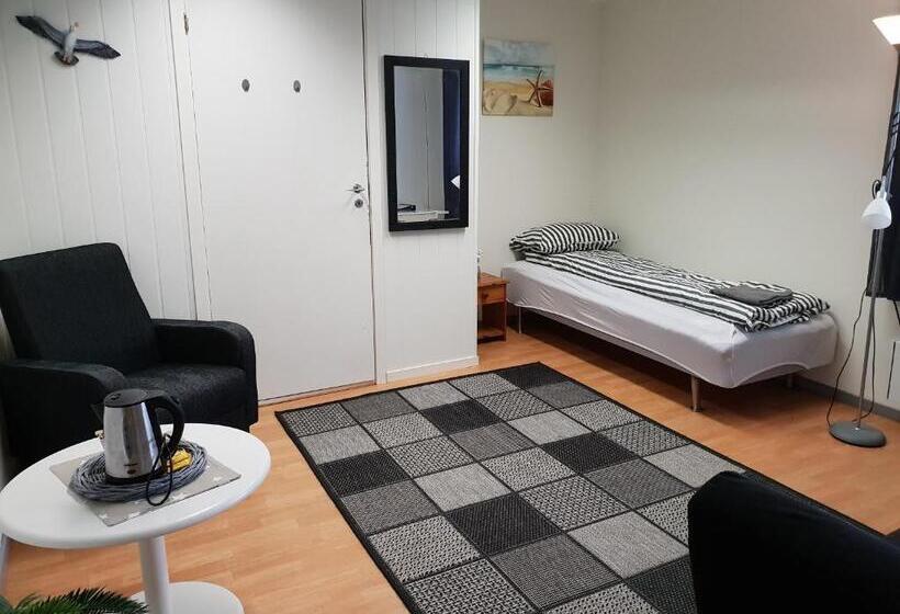 חדר סטנדרד יחיד חדר אמבטיה משותף, Wilhelmsen Romutleie