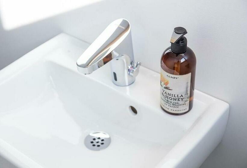 标准单人间共用浴室, Norrland Ymca Hostel Umeå