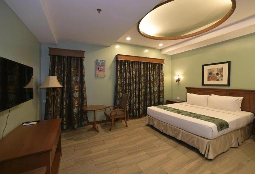 带大床的标准间, Paragon Hotel And Suites