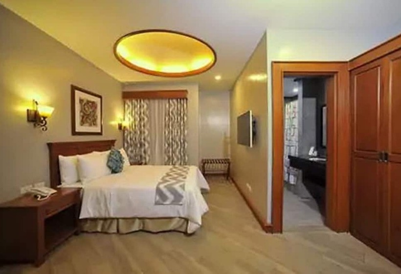 جناح, Paragon Hotel And Suites