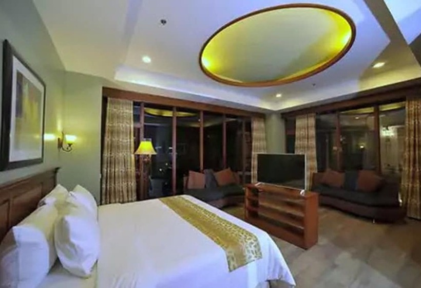 جناح, Paragon Hotel And Suites