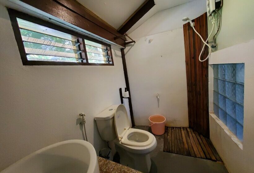 خانه 1 خوابه, Patrick's On The Beach Resort