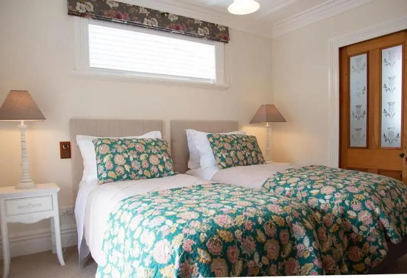 Deluxe-studio, Villa Walton