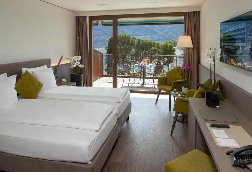 レイクビュースタンダードルーム, Hotel & Lounge Lago Maggiore