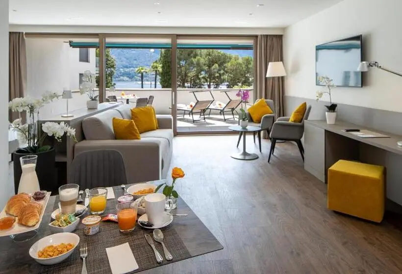 身障者適用ジュニアスイートルーム, Hotel & Lounge Lago Maggiore