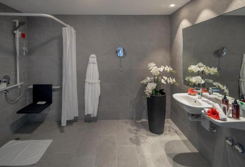 身障者適用ジュニアスイートルーム, Lago Maggiore   Welcome!