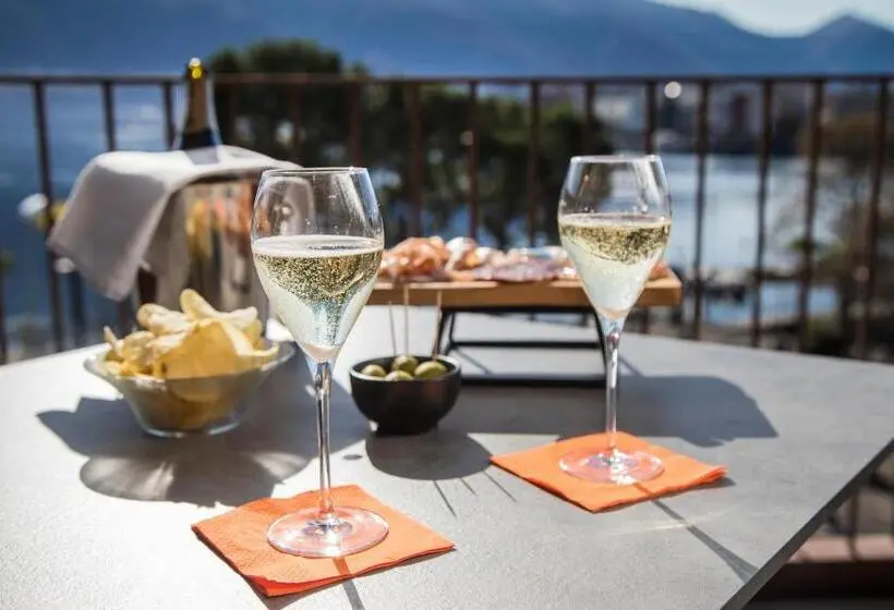 身障者適用ジュニアスイートルーム, Hotel & Lounge Lago Maggiore