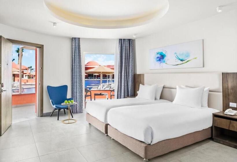 اتاق لوکس با چشم‌انداز استخر, Pickalbatros Laguna Club Resort Sharm El Sheikh