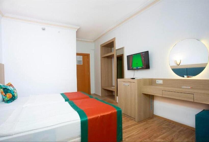 Quarto Estandar, Club Mirabell