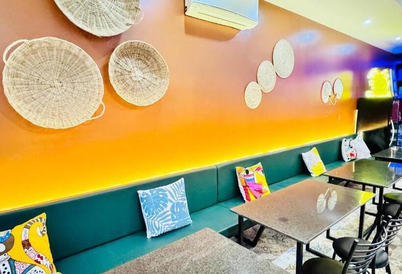 Апартаменты 1 Спальня с Террасой, La Bonne Fourchette Boutique Hôtel