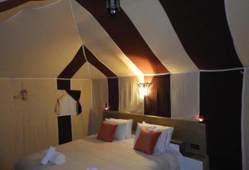 エコノミートリプルルーム, Merzouga Luxurious Camp