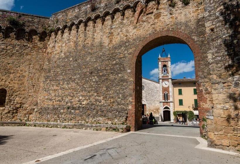 スタンダードルーム, Borgo Medievale San Quirico D Orcia B&b   Capitano Collection   Albergo Diffuso