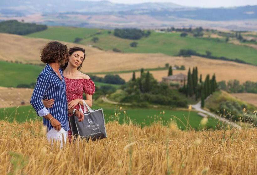 デラックスルーム, Borgo Medievale San Quirico D Orcia B&b   Capitano Collection   Albergo Diffuso