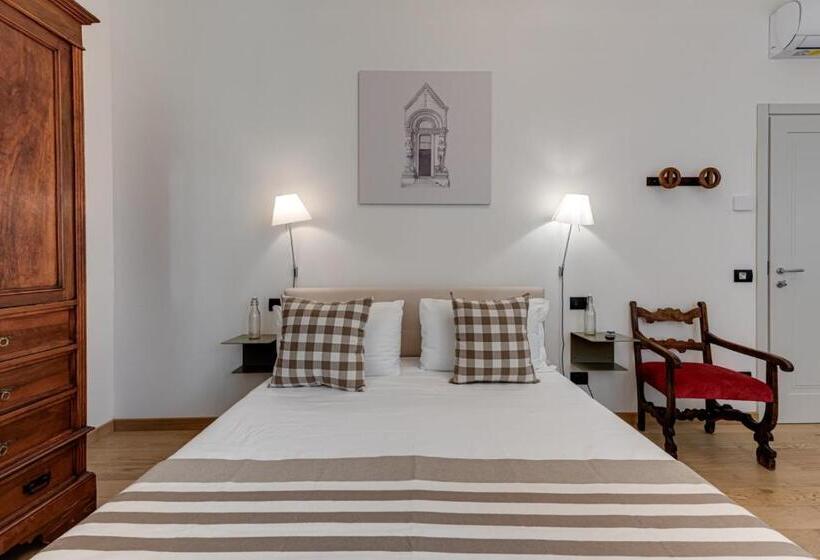 デラックスルーム, Borgo Medievale San Quirico D Orcia B&b   Capitano Collection   Albergo Diffuso