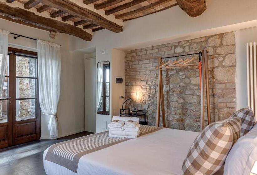 スーペリアールーム, Borgo Medievale San Quirico D Orcia B&b   Capitano Collection   Albergo Diffuso