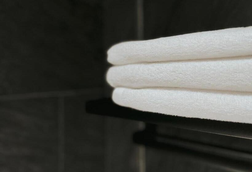 غرفة قياسية, The Cara Boutique