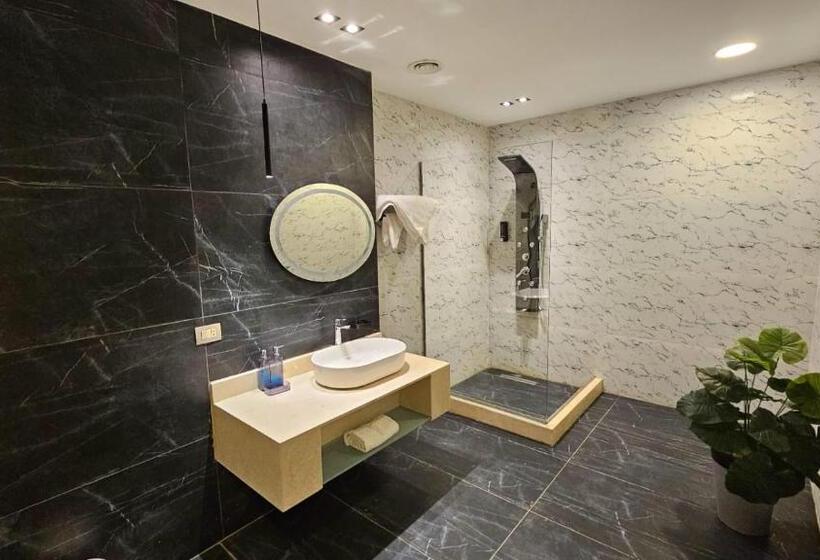 سوییت سوپریور, My Villa