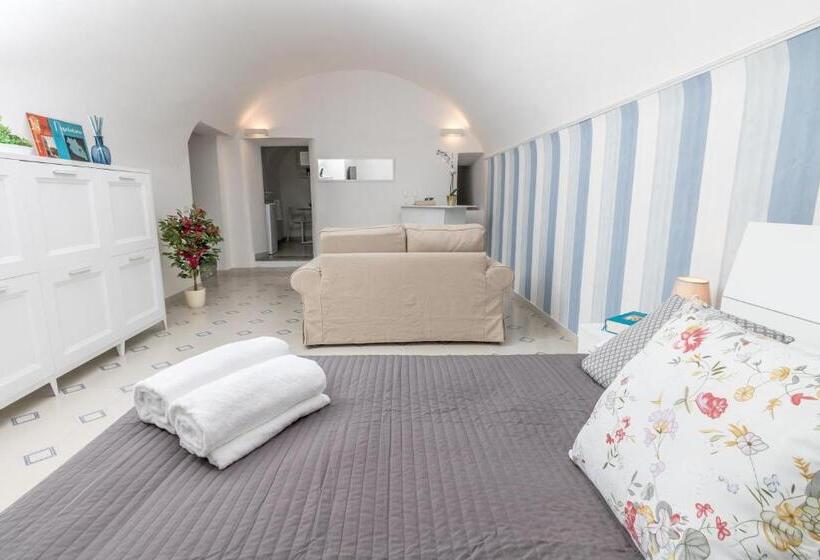 غرفة سوبيريور, To Be Capri