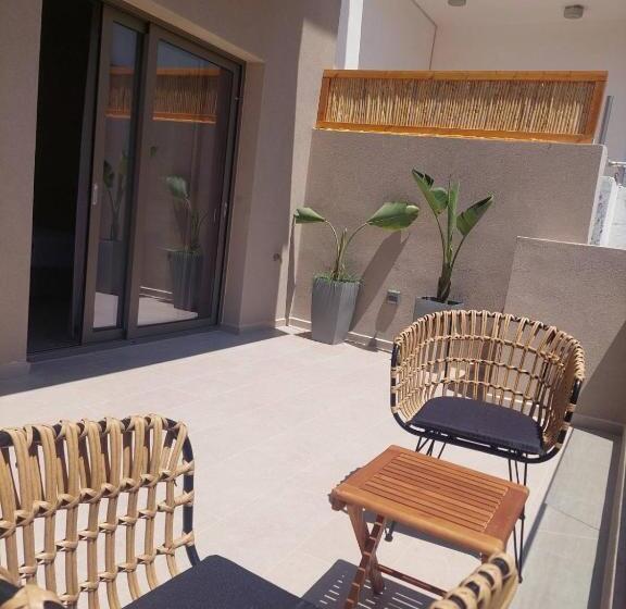 اتاق استاندارد, Lunar