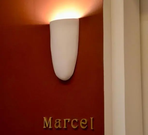 اتاق اکونومی, Maison Soleil