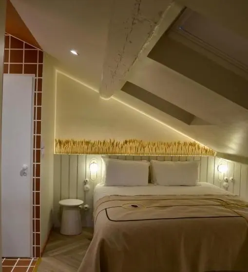 اتاق اکونومی, Maison Soleil