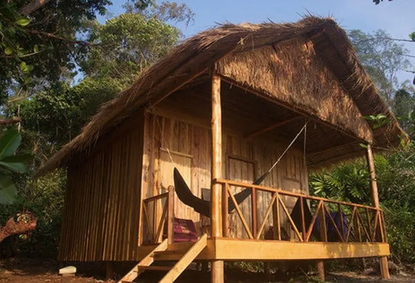 家族用バンガロー, Robinson Bungalows